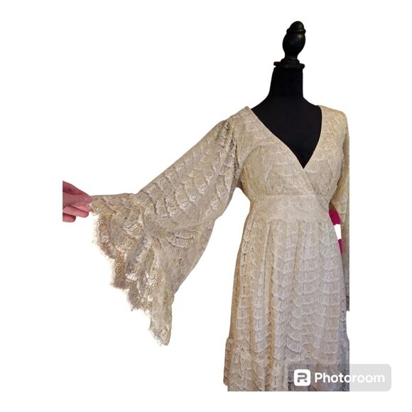 NWT Betsey Johnson Ivory & Gold Lace Trumpet Sleeve Tie Back Dress Size 12 - Picture 5 of 8